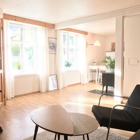 Villa Holmen, Ground Floor Apartment Balestrand Eksteriør bilde